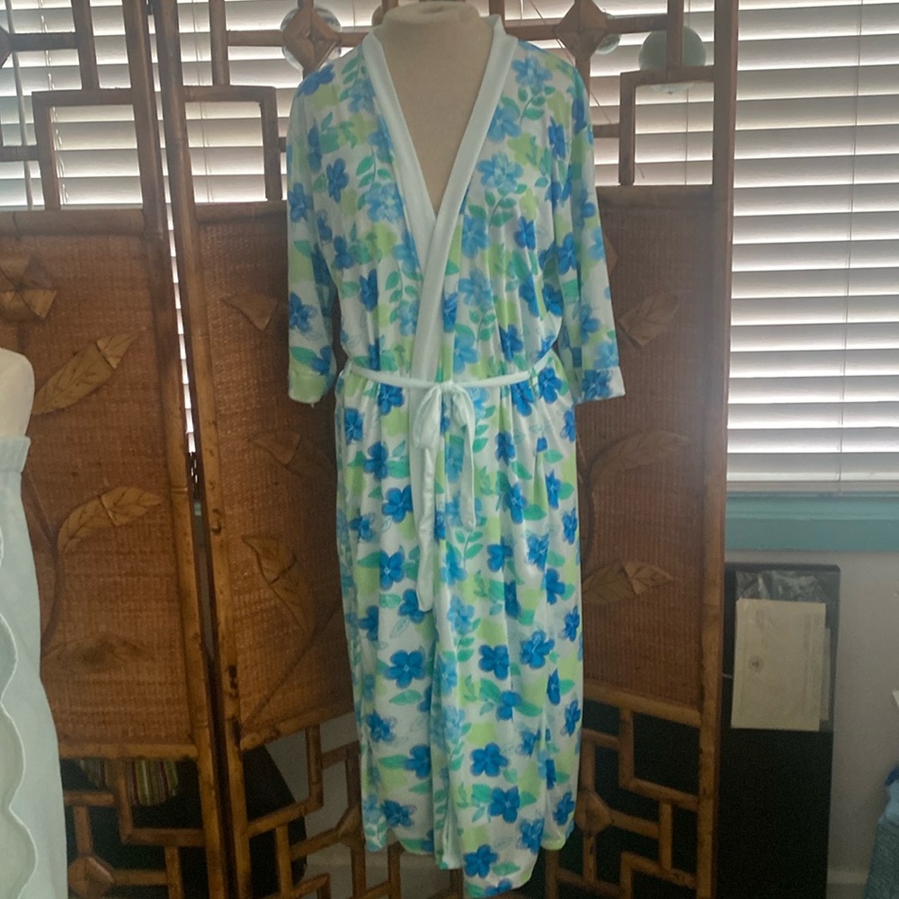 Sindrella lingerie set in size XL